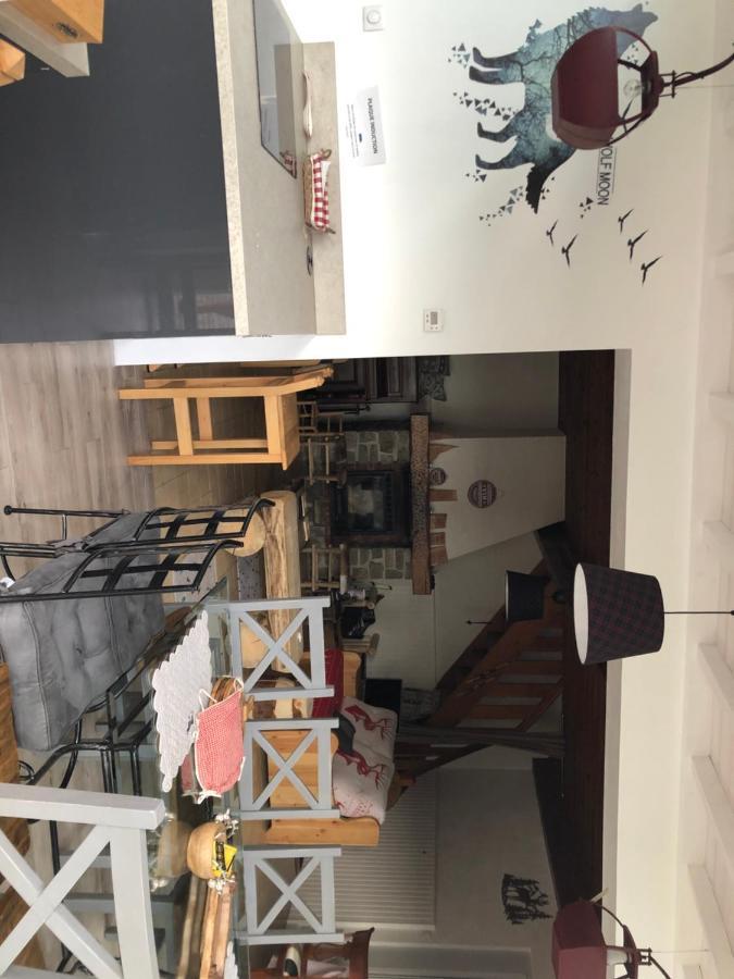 LE CHALET de la goutte Saint-Appolinaire  Extérieur photo