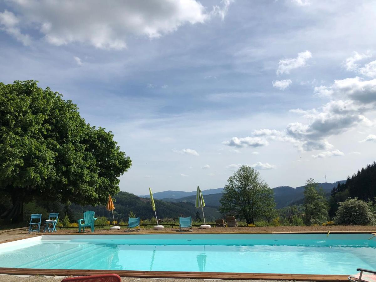 LE CHALET de la goutte Saint-Appolinaire  Extérieur photo